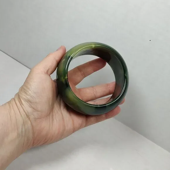 Wide Chunky Glossy Green Marbled Resin Bangle Fashion Statement Bracelet 9" - Picture 7 of 14